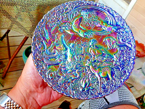 FENTON BLUE GARDEN OF EDEN 8" TELLER mit Adam & Eva, der Schlange und Gott ca. 1985