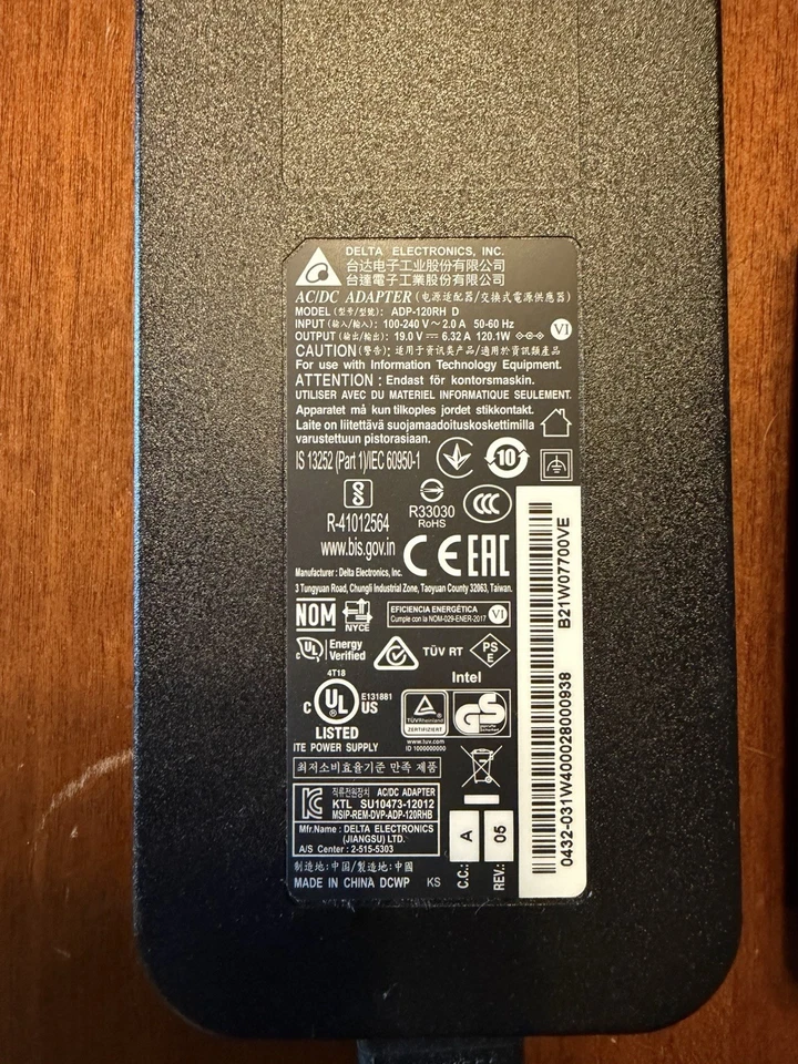 Intel Skull Canyon NUC NUC6i7KYK i7-6770HQ Thunderbolt 3, 32GB 1.2TB SSD W11 Pro - Image 4 of 4