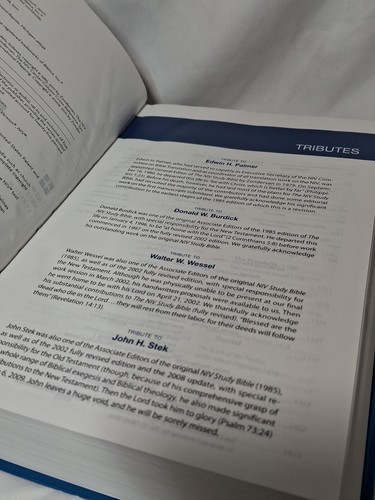 NIV Study Bible, Red Letter Edition - Hardcover Zondervan - Maps Pictures - Picture 7 of 8