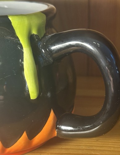 Target 15.7 fl oz Halloween Potion Cauldron Mug Cup - Hyde and EEK Boutique NEW - Picture 4 of 8