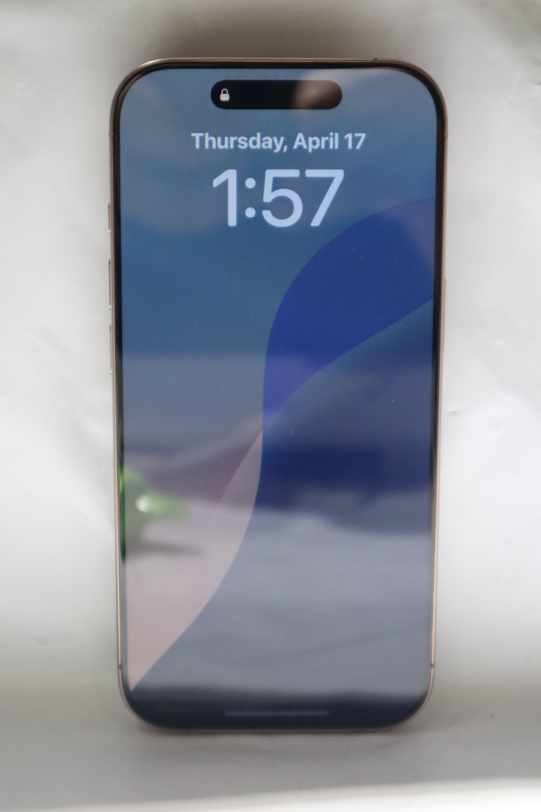 BAD E¤N  Apple iPhone 16 Pro 128GB Desert Titanium MYMC3LL/A SIM-LOCKED #19869R
