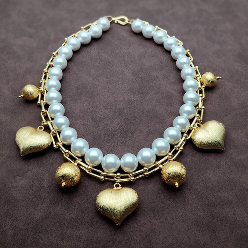 2 Strands White Sea Shell Pearl Gold Plated Brushed Heart Charm Chain Necklace - Picture 2 of 8