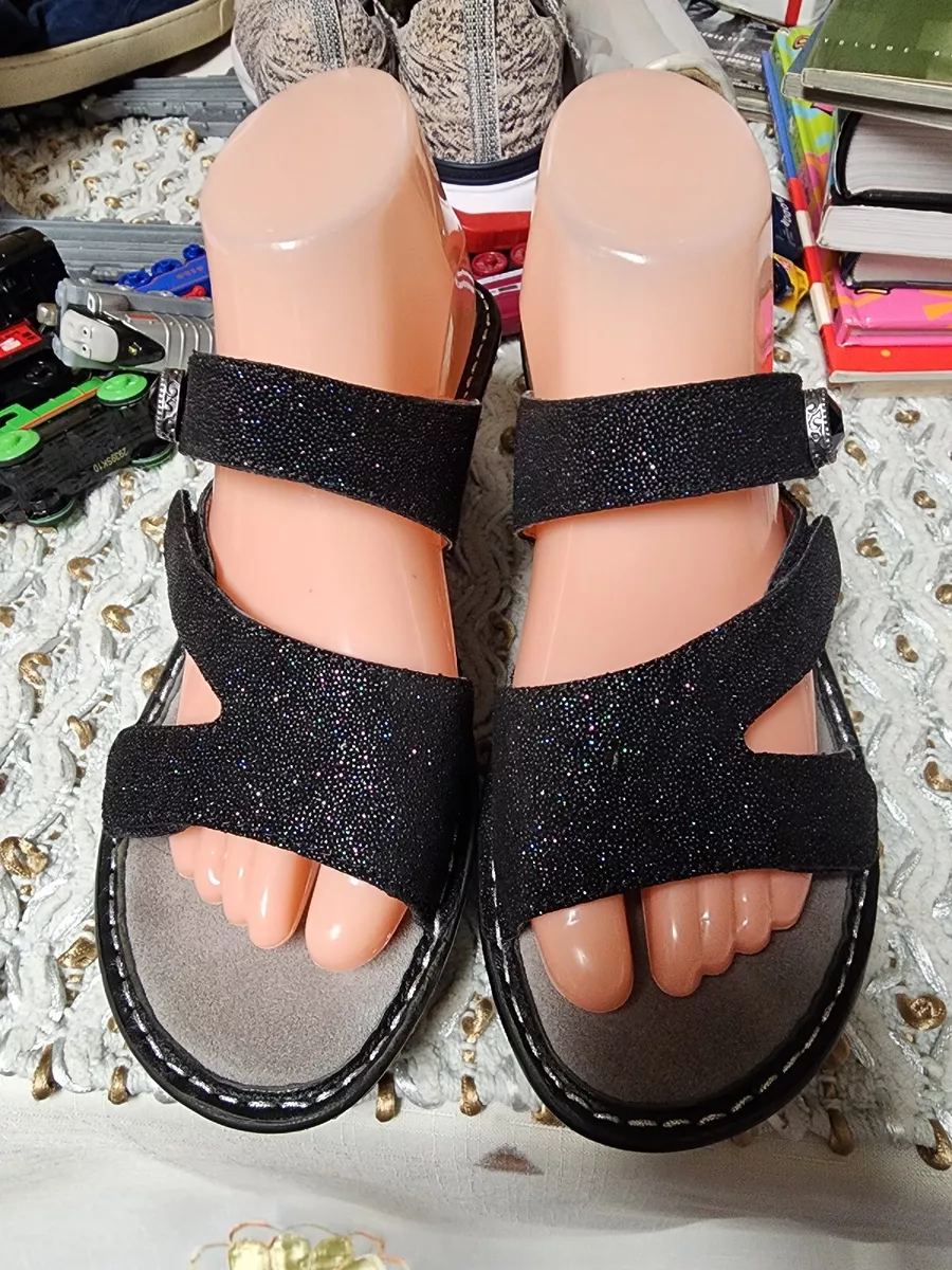 Black sparkle wedge clearance sandals