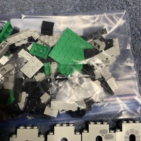 LEGO Castle Black Falcon’s 6062 Battering Ram 100% Complete Good Condition 