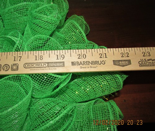 Grinch Deco Mesh Christmas Wreath 22 inch - Picture 4 of 7