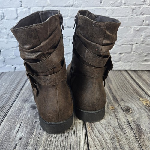 JustFabulous Stivali Harriet da donna con cintura, marrone - Foto 4 di 10