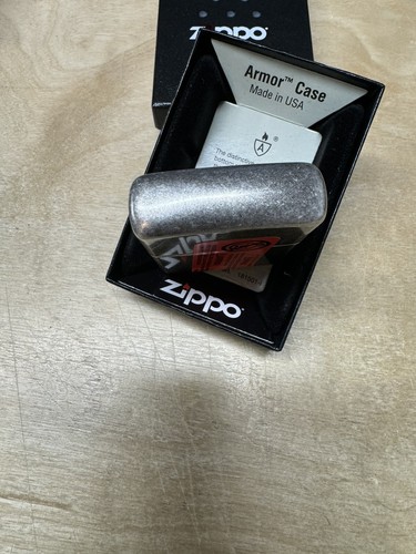 Zippo United States Flag Armor Case Lighter - 28974 - New - Picture 3 of 8