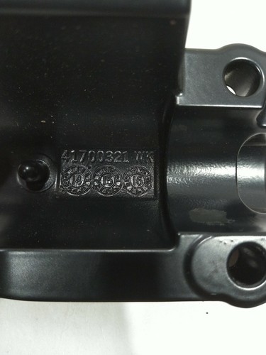 2019 Harley Davidson Street Glide Touring OEM Front Brake Master Pump... - Picture 3 of 6