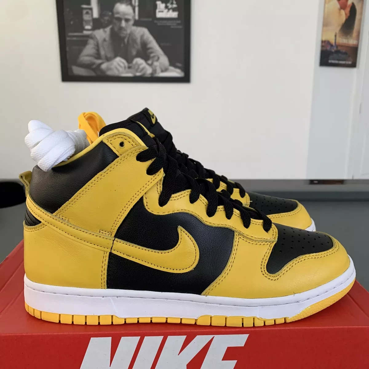 100% AUTHENTIC‼️Nike Dunk High Black Varsity Maize 