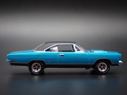 1969 69 PLYMOUTH HEMI GTX TEAL 1:64 SCALE COLLECTIBLE DIORAMA DIECAST MODELLAUTO - Bild 3 von 9