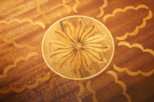 SUBLIME PAIR OF BURR WALNUT MARQUETRY INLAY LARGE SIDE TABLES LION PAW CASTORS - Picture 8 of 12