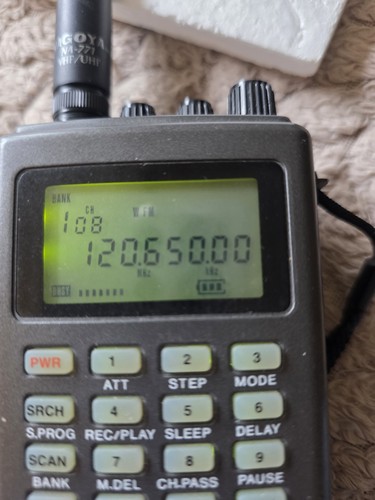 AOR AR-2700 Szeroki zakres przenośny monitor odbiornik szynka radio skaner w pudełku - Zdjęcie 2 z 6