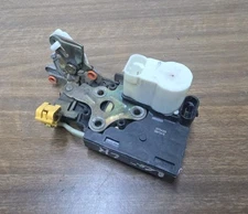 2000-2006 Tahoe Yukon Suburban Rear LH Driver Side Door Lock Latch Actuator OEM