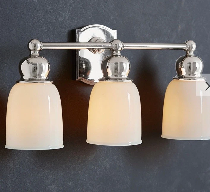 Aplique triple Pottery Barn Covington Hotel (21") triple níquel (caja abierta) nuevo en caja Foto 2 de 4