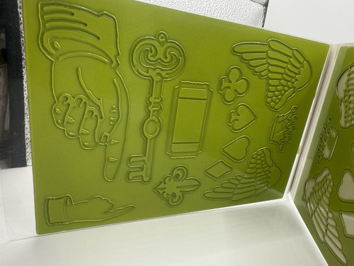 Vintage Collage Cricut Cuttlebug Embossing Folder Die Cut Set New on Card 2010 - Picture 4 of 8