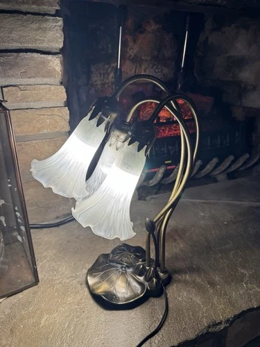 Vintage Tiffany Style Lily Pad Table Lamp 3 Arm White Frosted Glass Tulip Shades