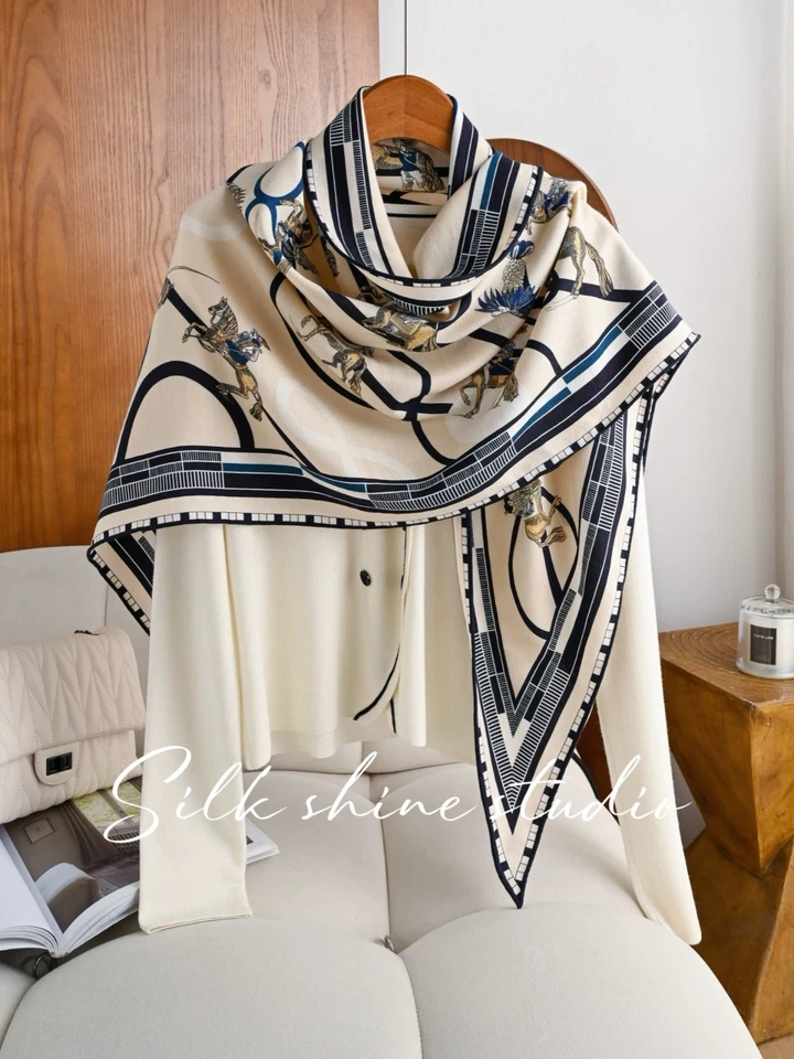 Chic 30% Seda 70% Lana Bufanda Gran Tamaño Triángulo Estampado Caballo Mantón Azul 78x50" Foto 2 de 4