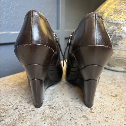 Miu Miu dunkelbraune Leder Keilabsatz Bootie Pumps 4,5" Absatz Größe 38 1/2 (8,5) - Bild 4 von 9