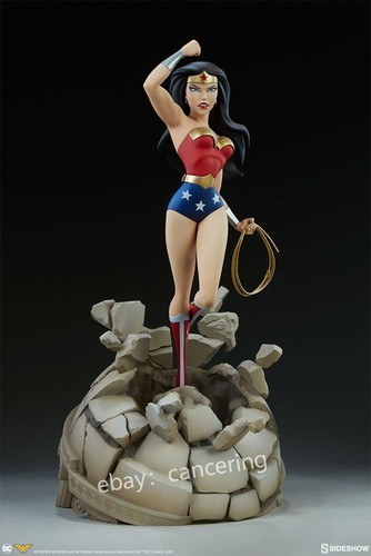 Sideshow Collectibles 200544 DC Comics Wonder Woman 20-inch 1/4 Statue Model - Picture 8 of 16