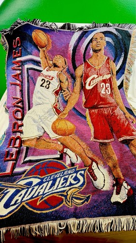 "The Northwest Company LeBron James Cleveland Cavaliers Acrílico Lanzamiento 60"" x 45""" - Imagen 2 de 12