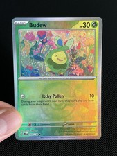 Budew (Poke Ball Pattern) 004/131 Prismatic Evolutions Holo Nm