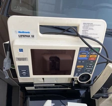 Medtronic Lifepak 12 With Battery Backup Bad Screen