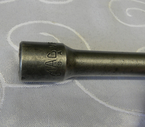 MAC TOOLS 1/2" DRIVE X 3/8" DRIVE 34" LONG IMPACT REDUCING EXTENSION VP34EXR - Picture 3 of 7
