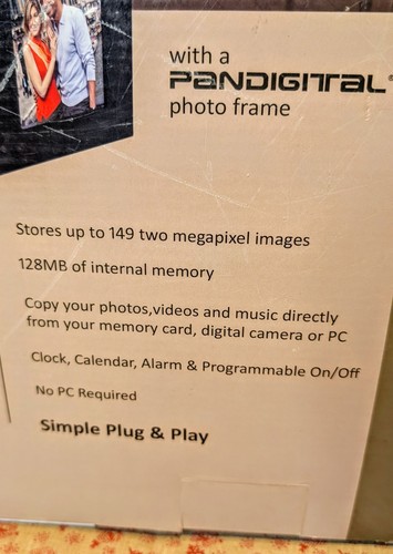 Pandigital 7” LCD Digital Photo Frame~Simple Plug & Play~On/Off Remote Control - Picture 12 of 17