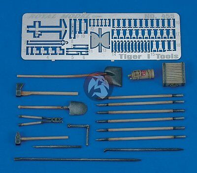 455 Resin + PE Royal Model 1//35 German Tiger I Tank Tools and Holders Set WWII
