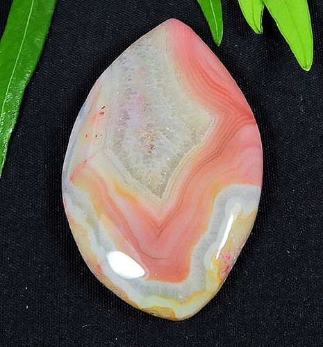 48Cts. Dyed Onyx Agate Marquise Shape Cabochon Loose Gemstone 27X44MM - Picture 3 of 9