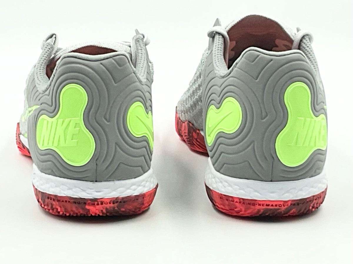 NIKE react GATO 27cm 美品 Nike Unisex 7 React Gato Indoor/Court Soccer Shoes CT0550