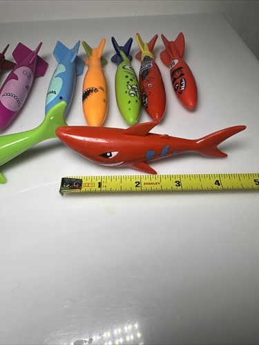 LOT OF 12 SWIM TORPEDOS SWIMMING POOL TORPEDO UNDERWATER DIVE TOYS - Picture 8 of 9