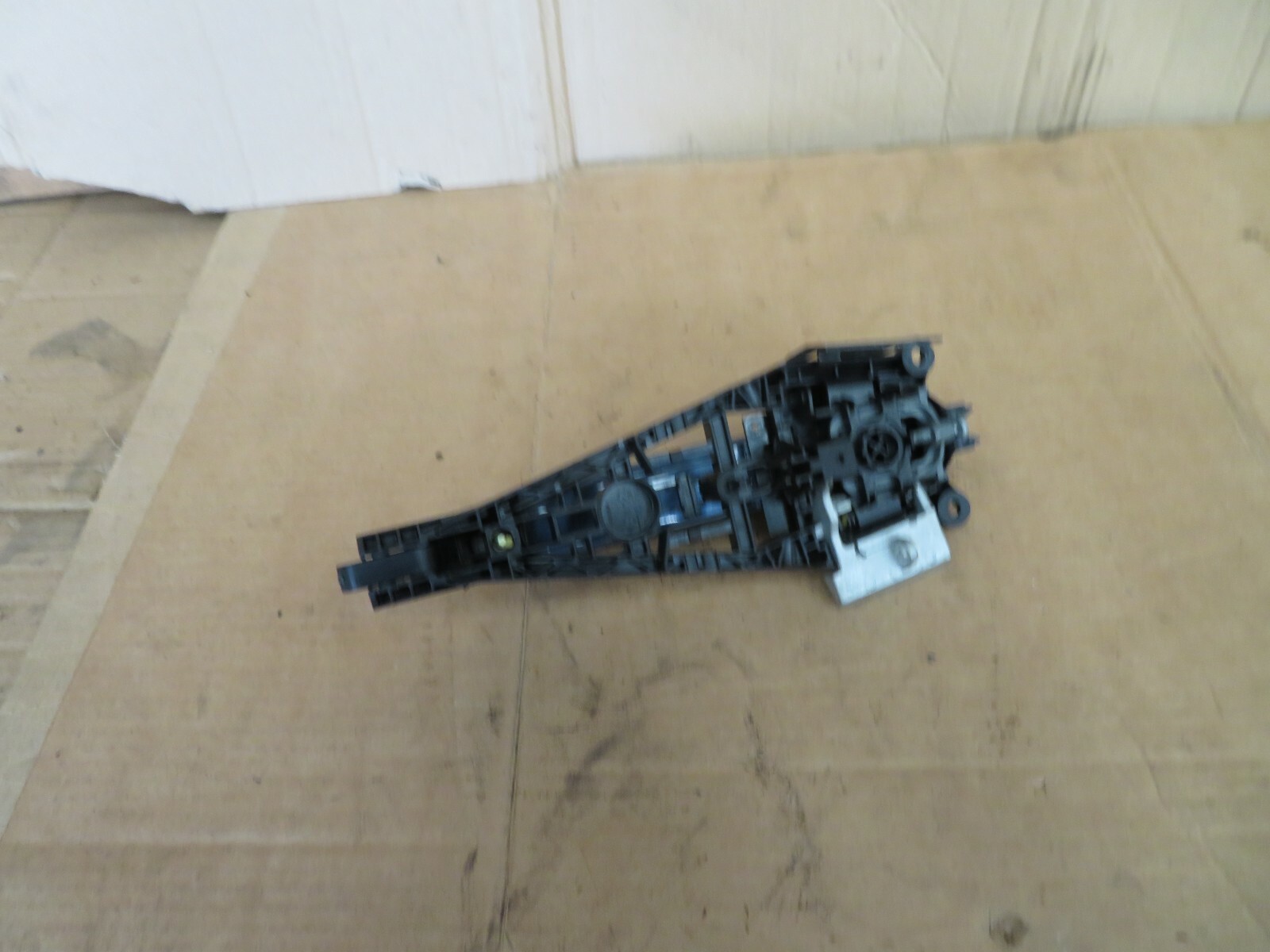 Picture 4 of 8
