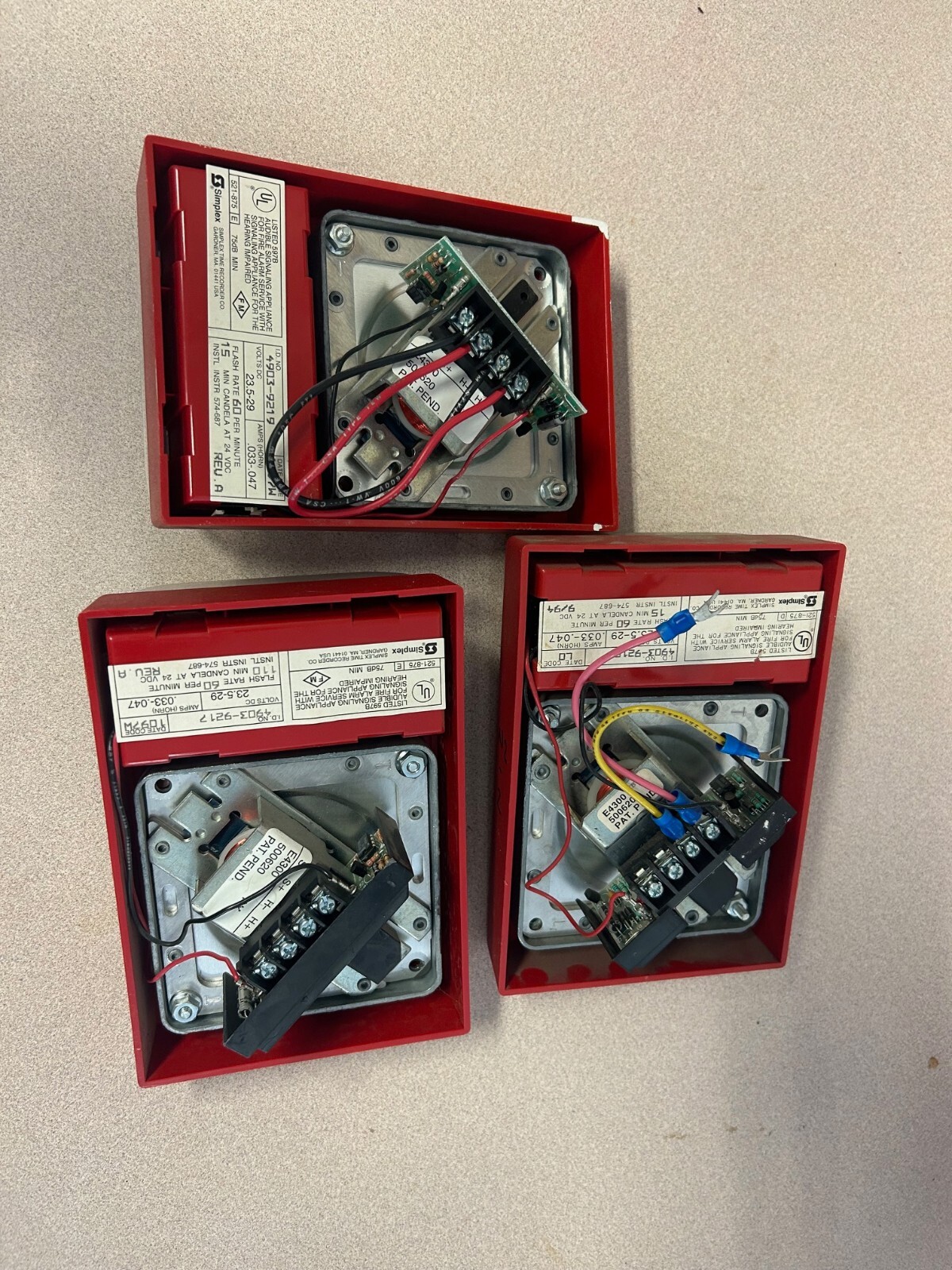 Used Simplex Fire Alarm Horn Strobe (2) 49039219 and (1) 49039217