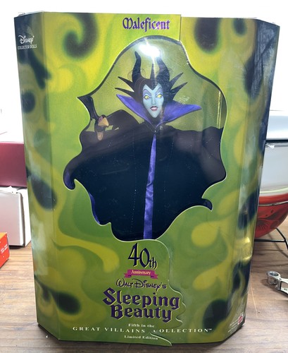 Disney MALEFICENT 40th Anniversary Collector Doll Great Villains Collection  - Picture 1 of 5