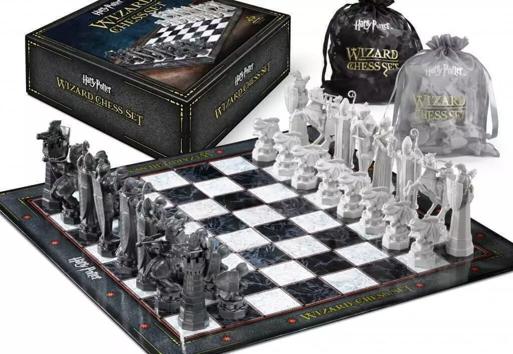 Noble Collection Harry Potter Wizards Chess Unboxing 