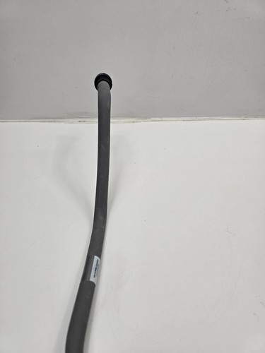 Tubo de suministro de combustible Mopar genuino 68573996AA - Imagen 2 de 6