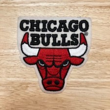 CHICAGO BULLS Embroidered Sew-On 4" x 4" Official NBA Vintage Team Logo Patch