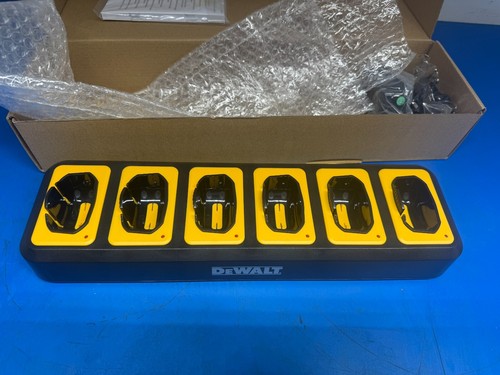 DEWALT 6 porte caricatore walkie talkie radio | DXPMR800 DXPMR300 DXPMRCH6 300 800 - Foto 5 di 5