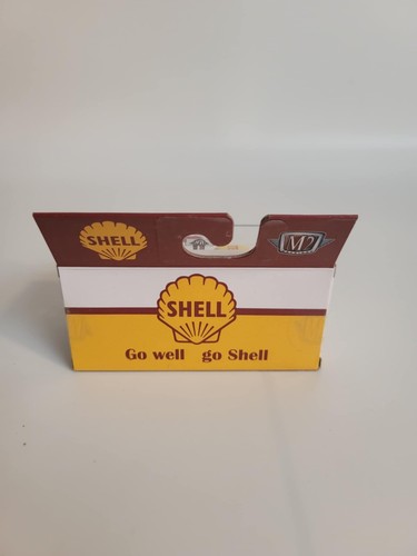 M2 Machines 1956 Ford COE Stake Bed Shell Oil Auto-Thentics R81 1:64 - Picture 2 of 2