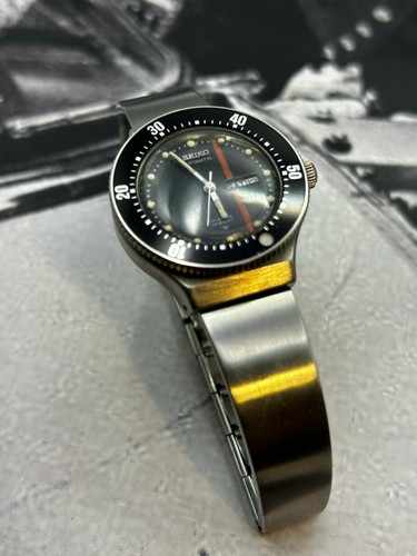 Seiko Rare RED STRIPE 2205-0640 Ladies Automatic Diver Hi-Beat Watch - Picture 5 of 5
