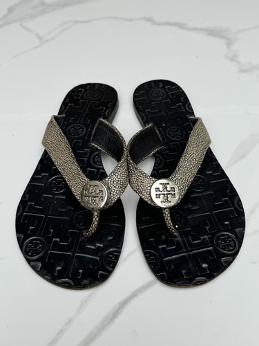 Tory Burch THORA Women Size 6 M Leather Flip Flops Sandals Silver Logo - Picture 11 of 11