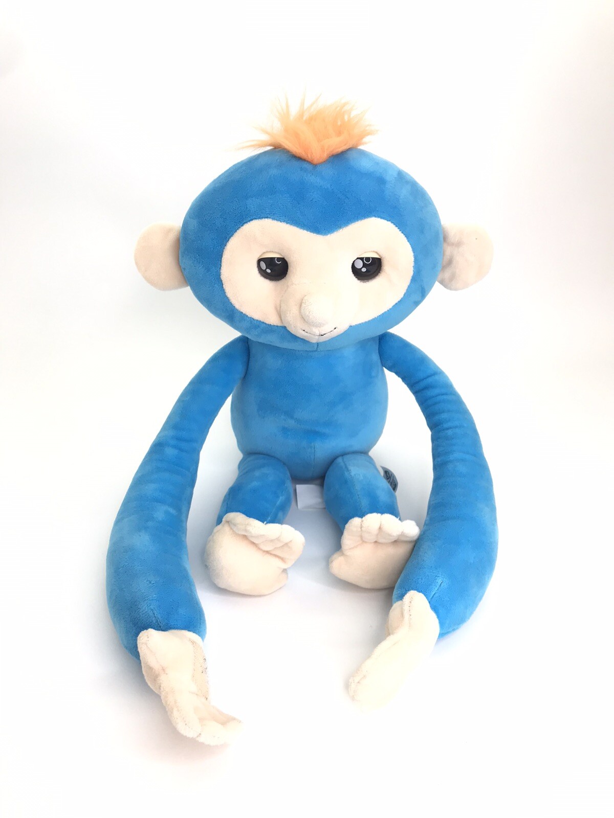 fingerlings monkey hugs blue