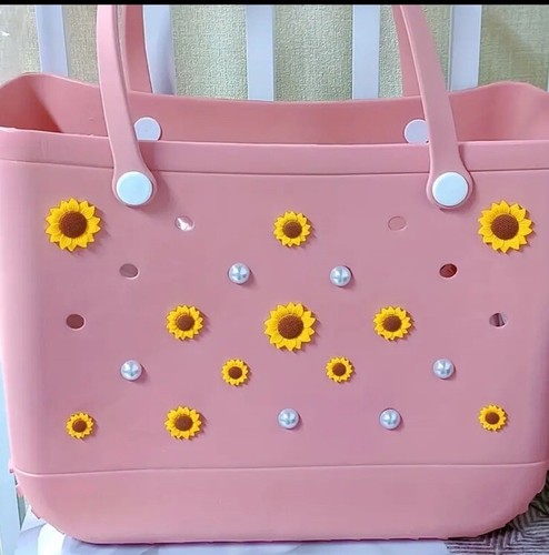 17 Pcs Sunflowers And Pearls Bogg Bag Charms For Rubber Beach Bags - Picture 8 of 9