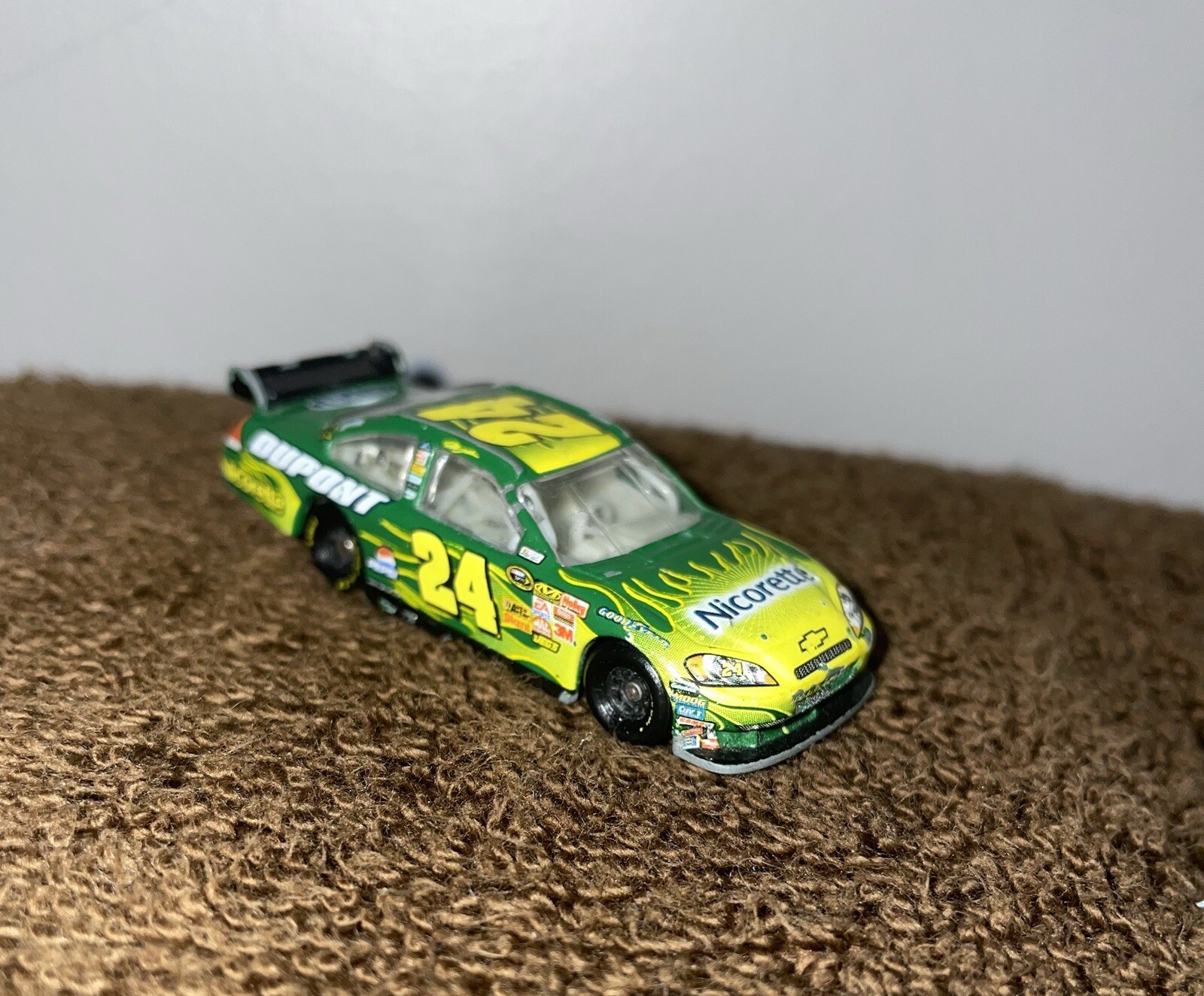 Picture 2 of 3