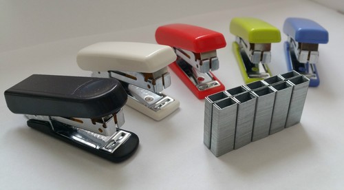 KANGARO MINI 10 STAPLER WITH STAPLE REMOVER HOOK + FREE 1000 STAPLES HOME OFFICE - Picture 3 of 49