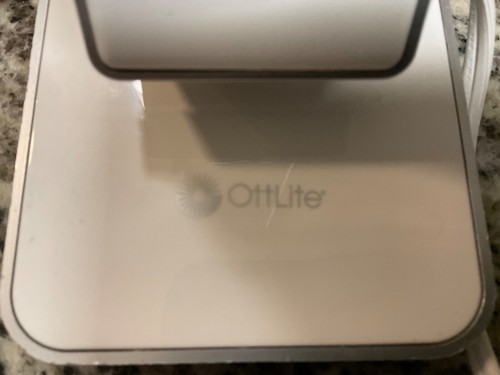 OttLite Rare White Desk Table Task Light Lamp Adjustable Folding Tested Working - Picture 5 of 10