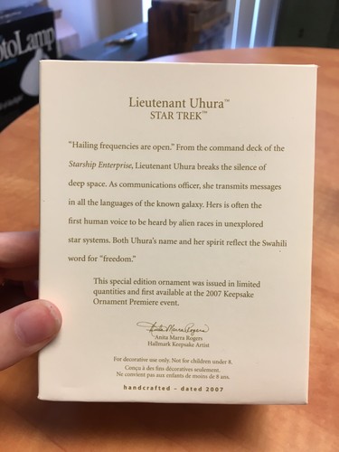 Hallmark Star Trek 2007 Keepsake Ornament “Lieutenant Uhura" - Picture 6 of 6