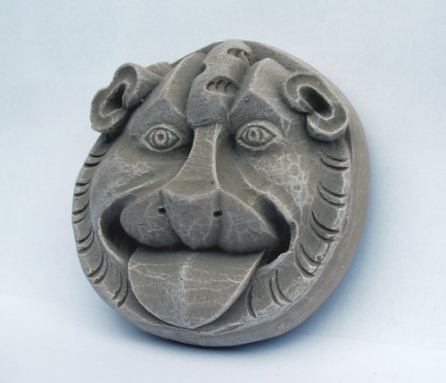 Medieval lion reproduction stone carving - Picture 3 of 6