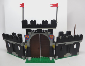 Lego 6059 Knight's Stronghold Castle Black Knights 100% Complete